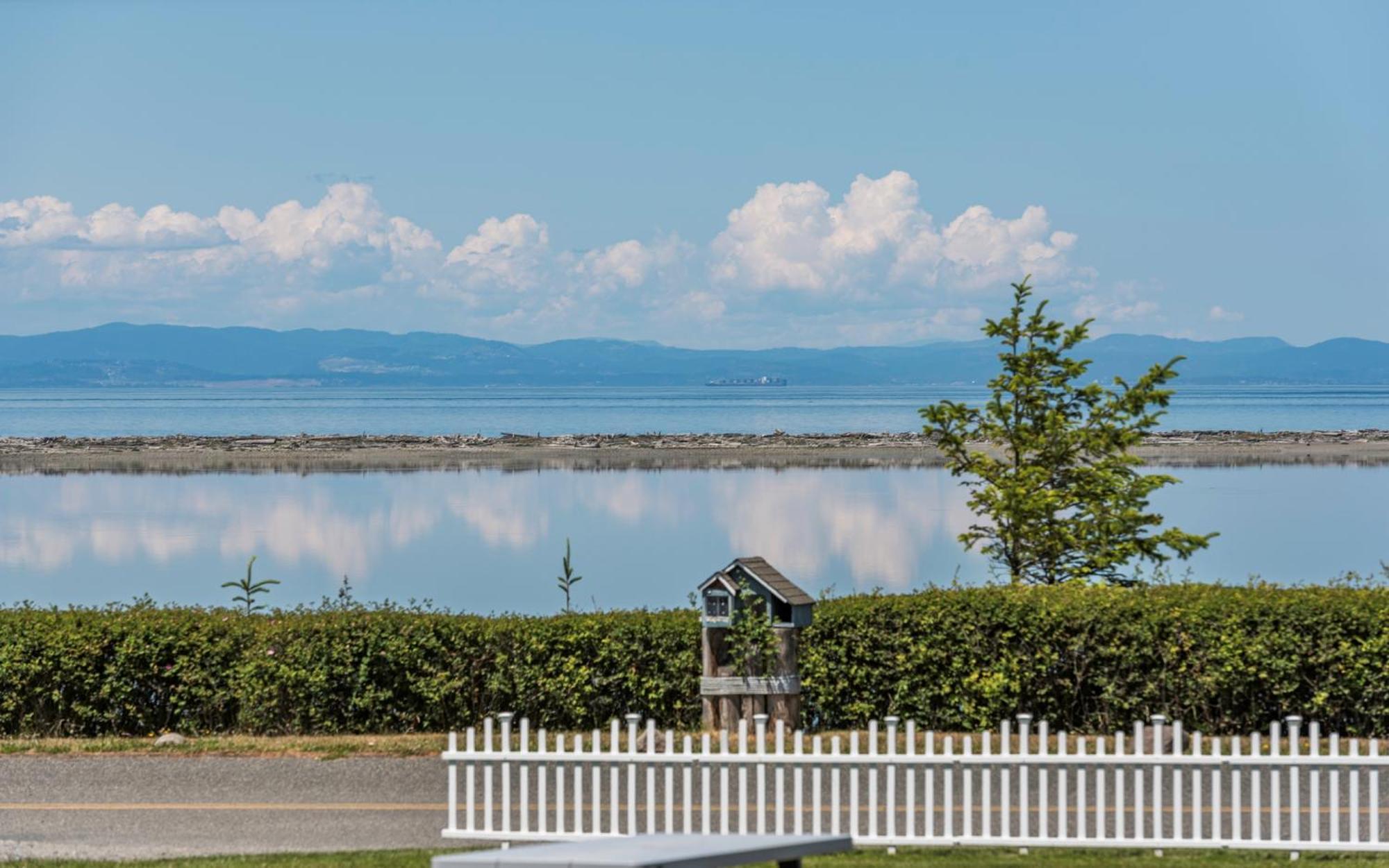 Juan De Fuca Waterfront Hotel & Cottages Sequim Exterior foto