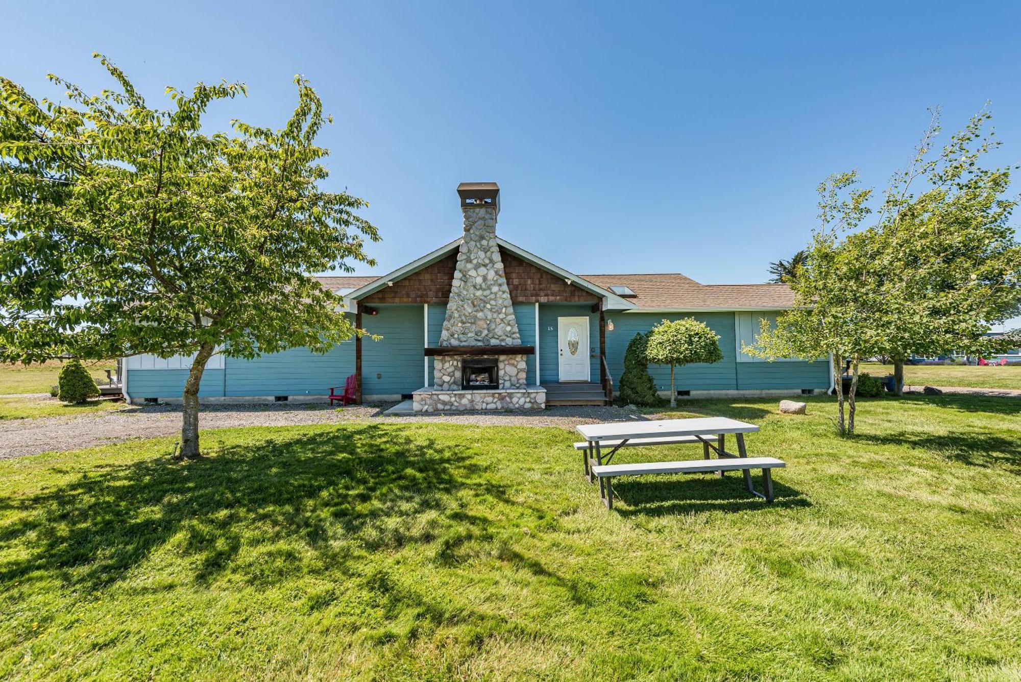 Juan De Fuca Waterfront Hotel & Cottages Sequim Exterior foto